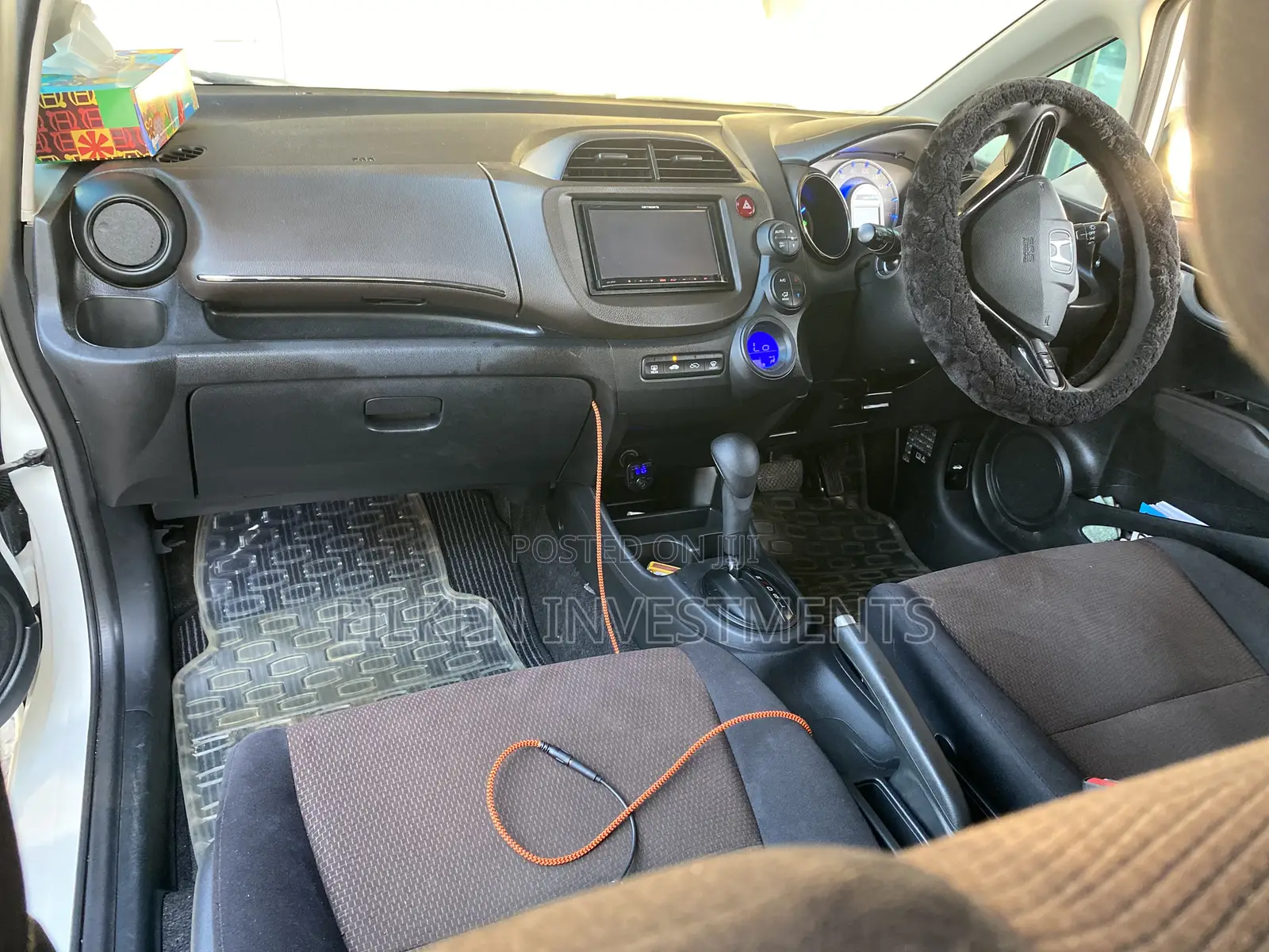 Honda Fit Shuttle 1.3 Hybrid 2WD 2014 White