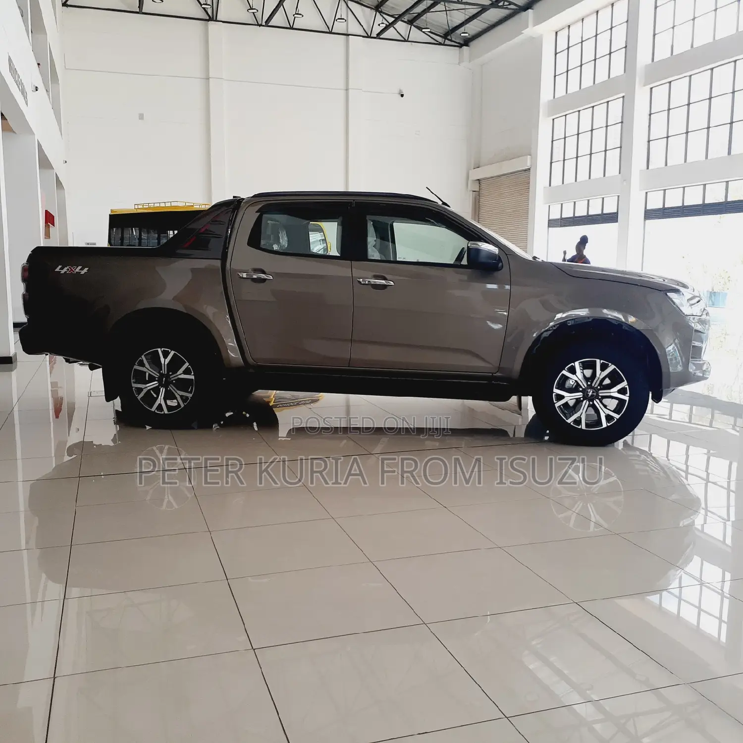New Isuzu D-MAX 2024 Brown