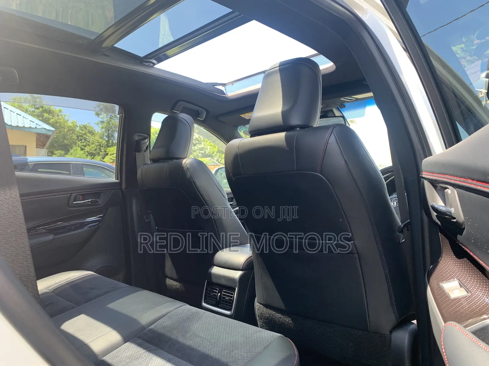 Toyota Harrier 2.0 4WD 2017 White
