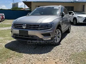 Volkswagen Tiguan 2017 Gray
