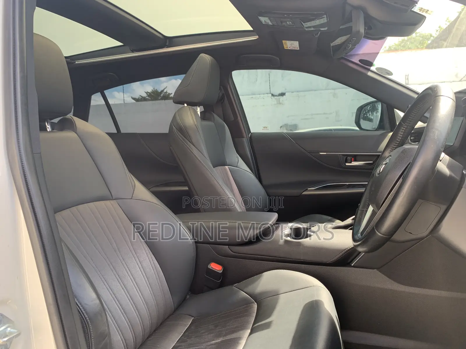 Toyota Harrier 2.5 Hybrid 2020 Off white