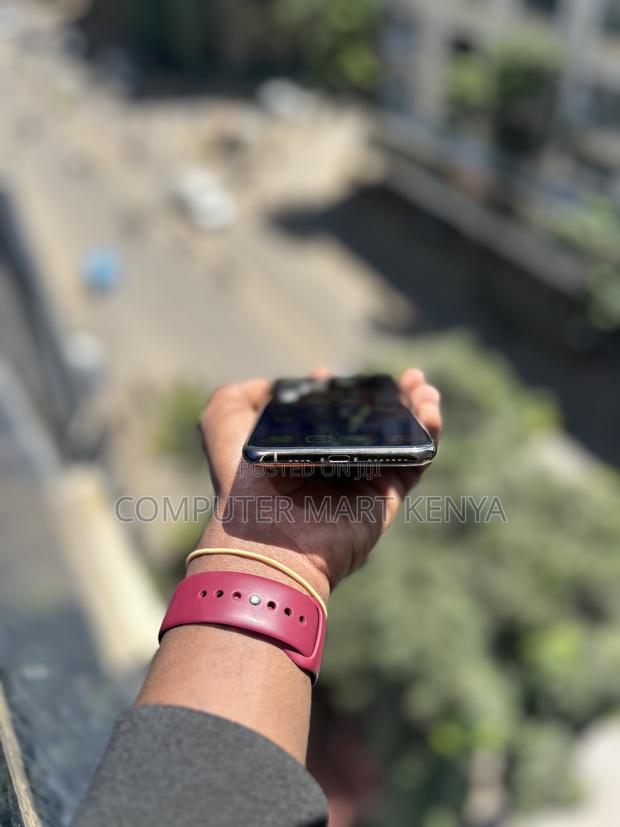 Apple iPhone 11 Pro Max 512 GB Gold - thumbnail 3