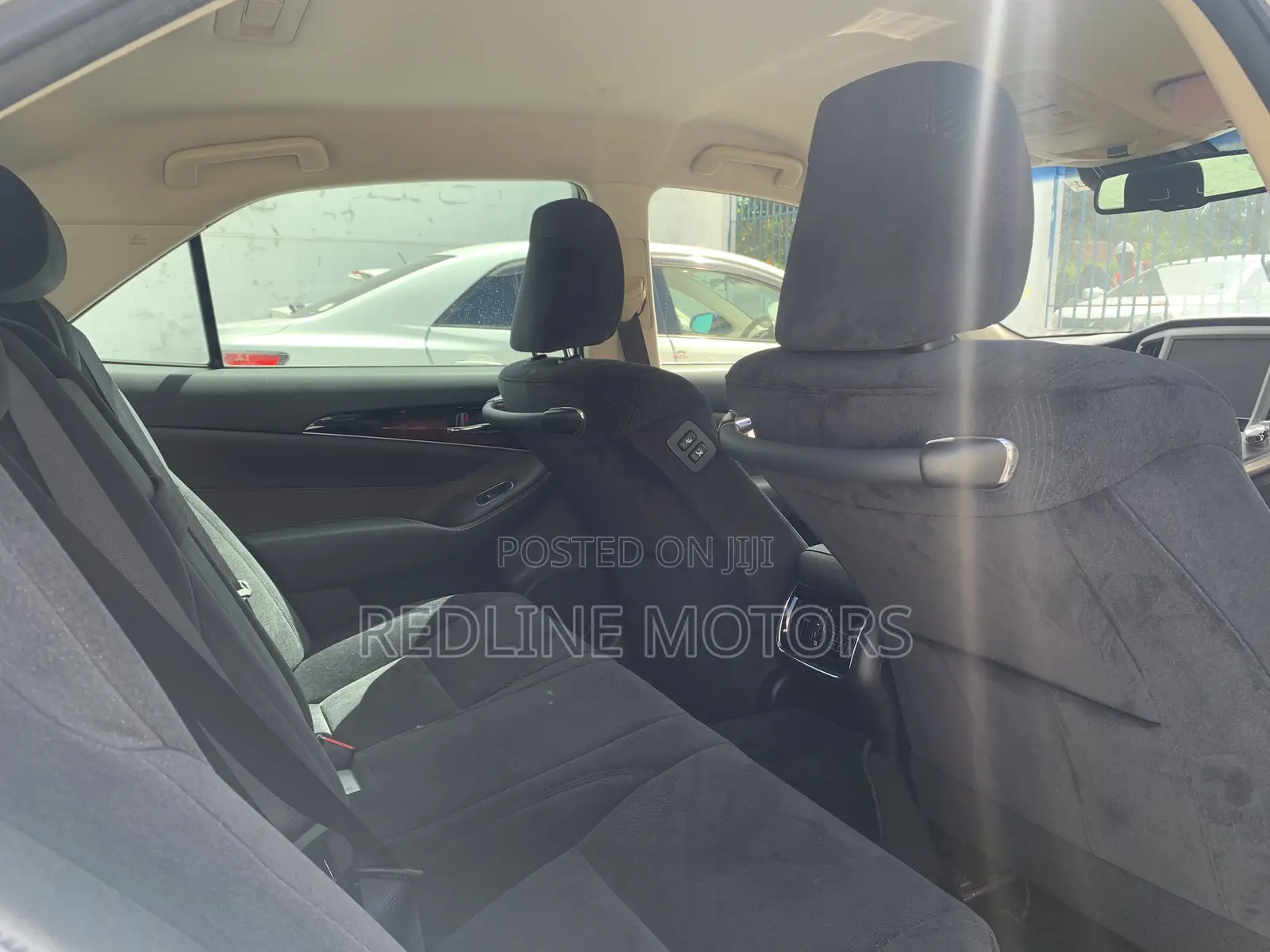 Toyota Crown 2017 White