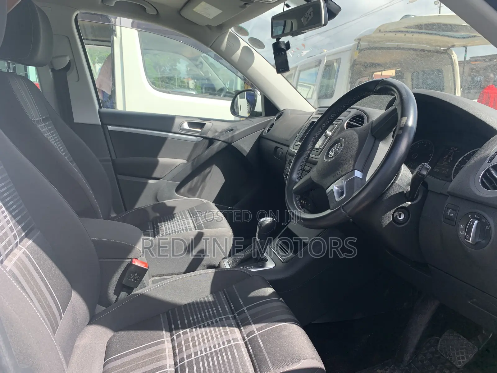 Volkswagen Tiguan S FWD 2016 White