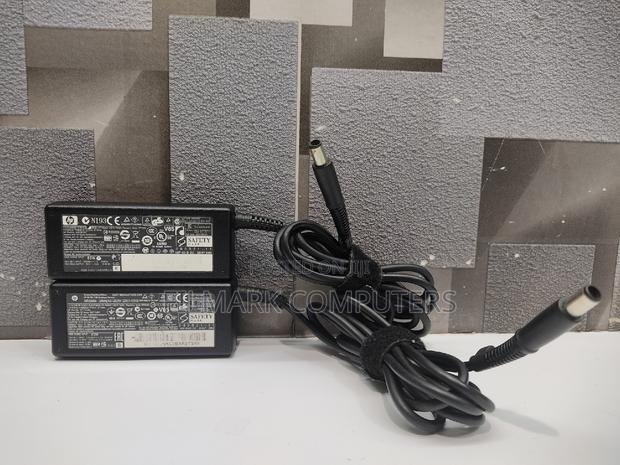 EX UK Original HP Big Pin 65W 19.5V 3.33A AC Adapter