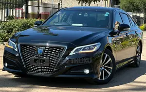 Toyota Crown 2018 Black