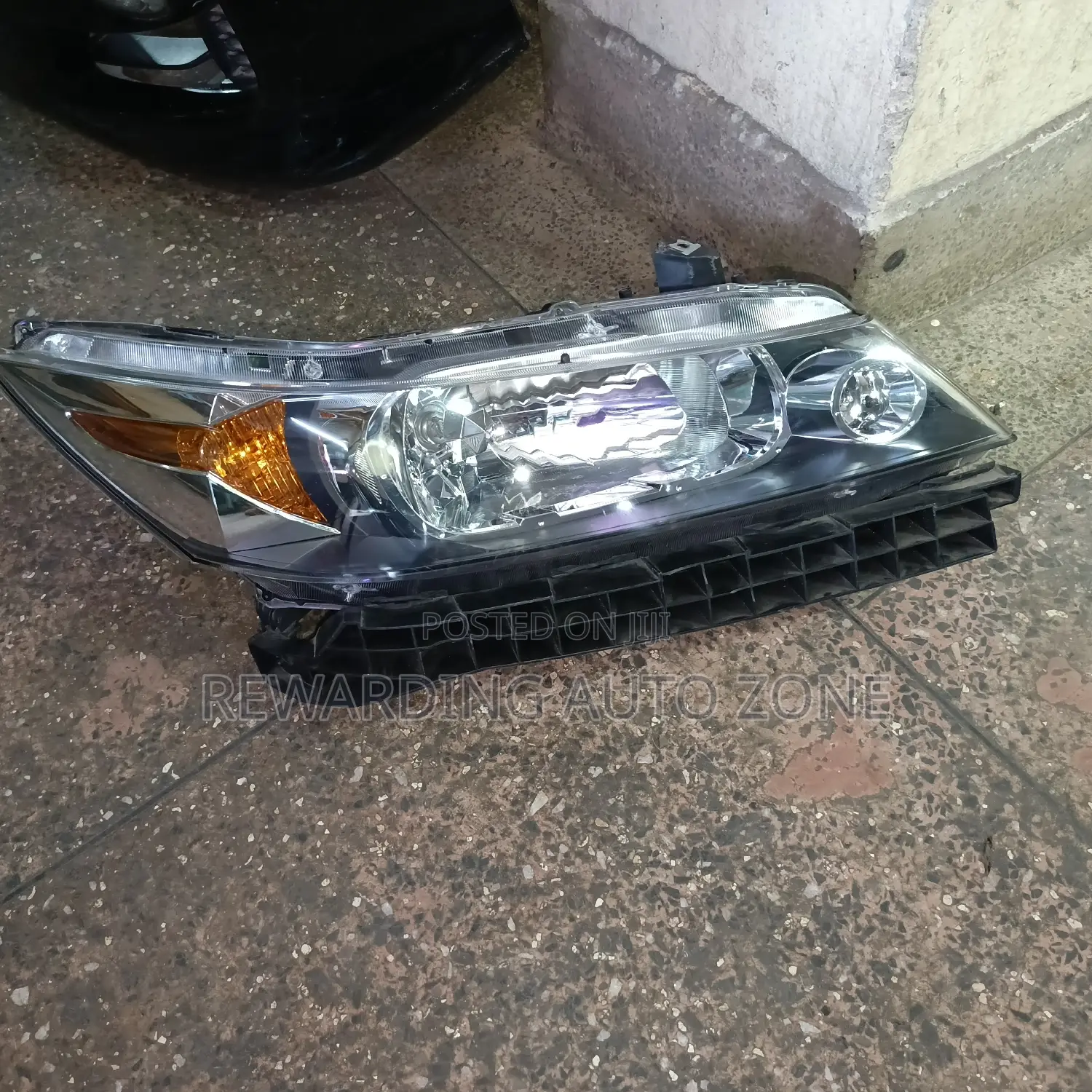 Honda Stream Xenon Headlights.
