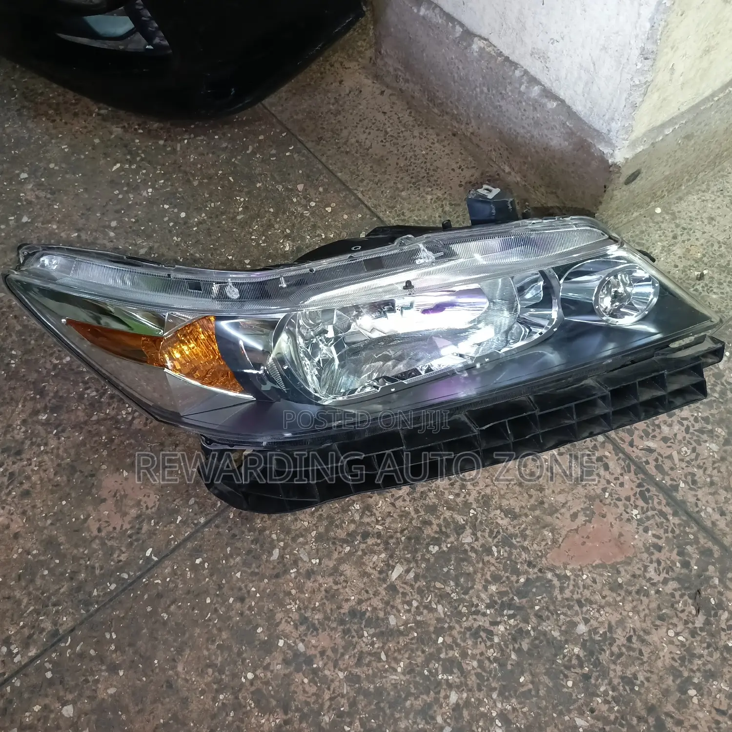 Honda Stream Xenon Headlights.