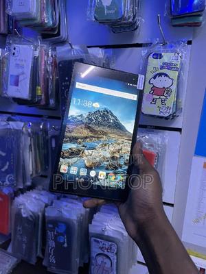 Lenovo Tab 4 8 16 GB Black - main view