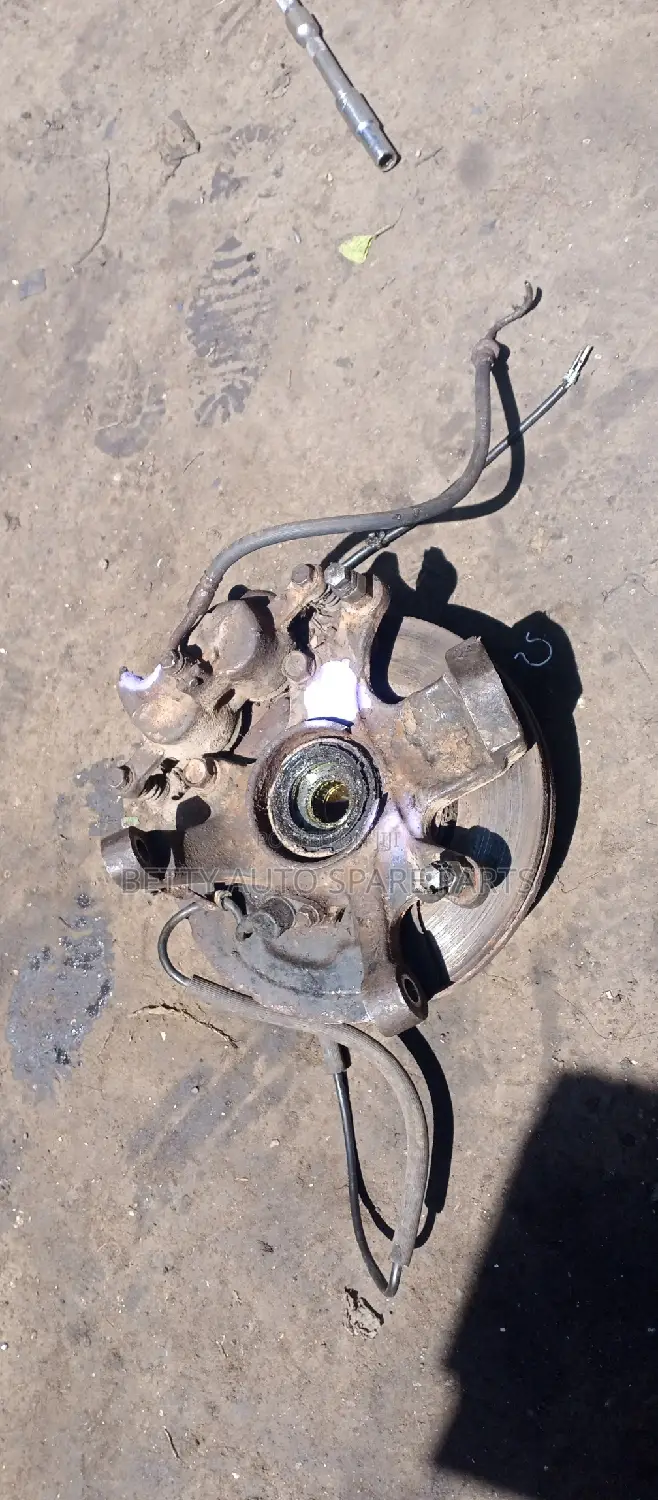 Nissan Hardbody 4wd Complete Hub