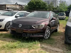 Volkswagen Passat 2016 Burgundy