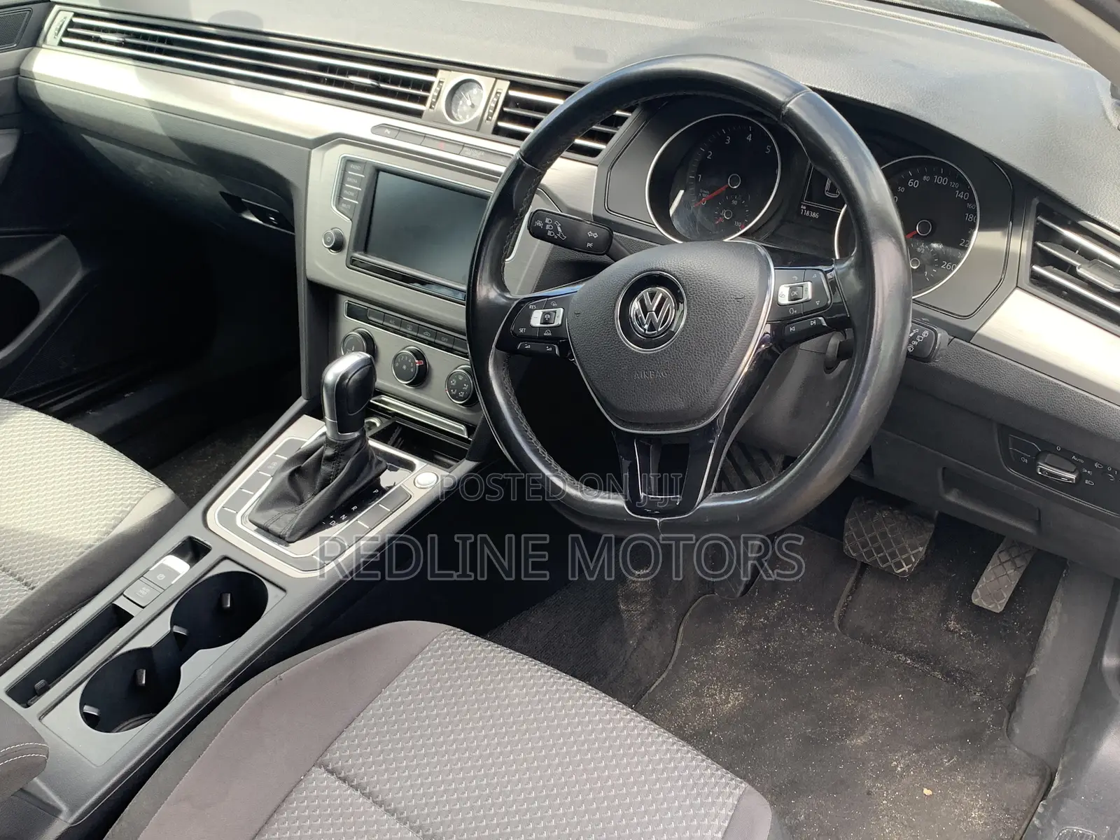 Volkswagen Passat 2016 Burgundy