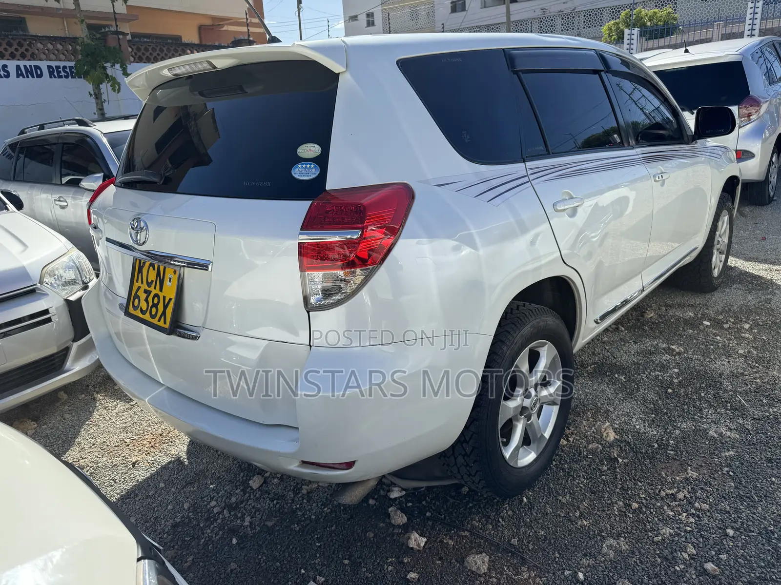 Toyota RAV4 2.5 2010 White