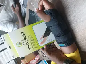 Wrist Splint Airmesh