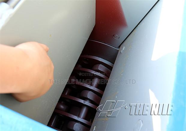 Small Hard Stone Gold Mining Crushing Crusher Hammer Mill - thumbnail 3