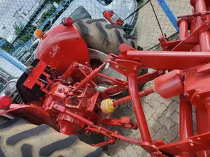 Interbational Tractor, 455 Horses, Diesel, Manual, 4wd