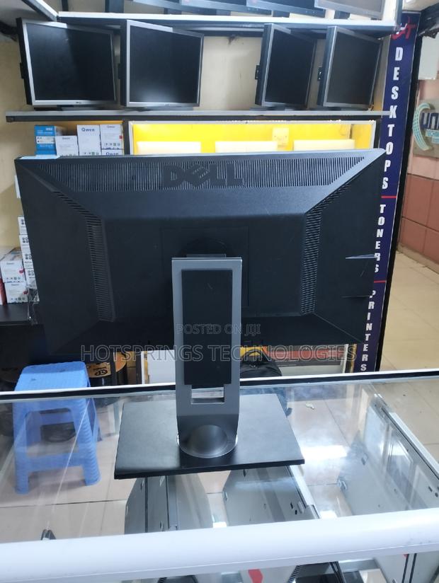 22 Inch Dell Monitor - main view