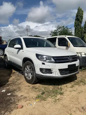 Volkswagen Tiguan S FWD 2016 White