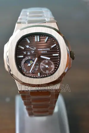Patek Philippe Nautilus Power Reserve Rose Gold Watch