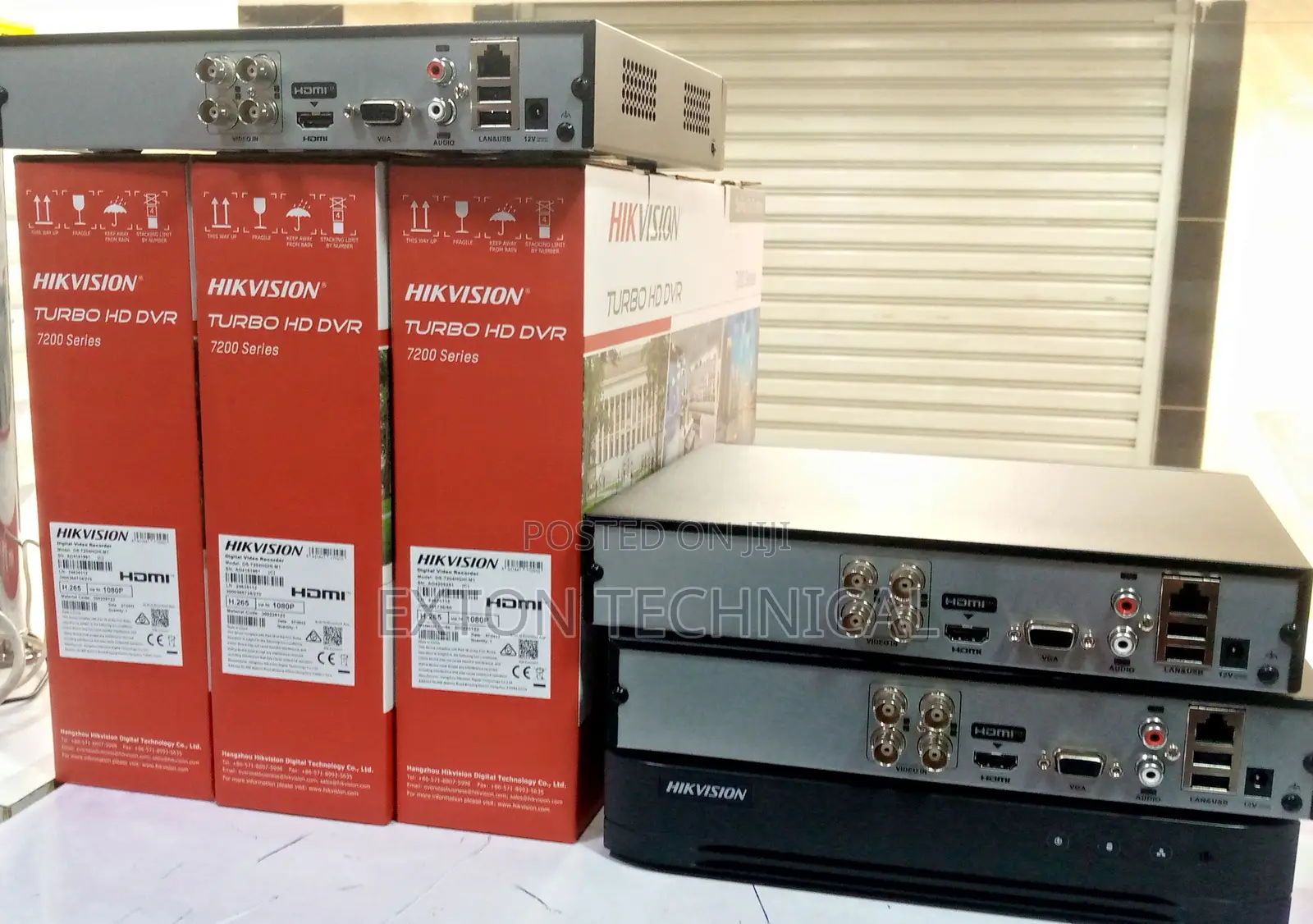 Hikvision Turbo Hd DVR 4 Channel 1080p Metallic