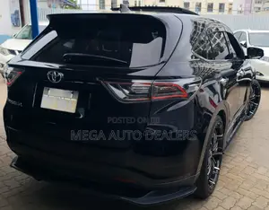 Toyota Harrier 2018 Black
