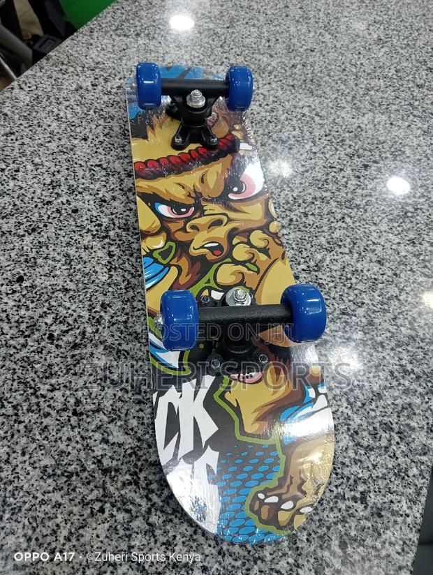 Skateboard Professional Medium Size for Kids 7-15years Old - main view