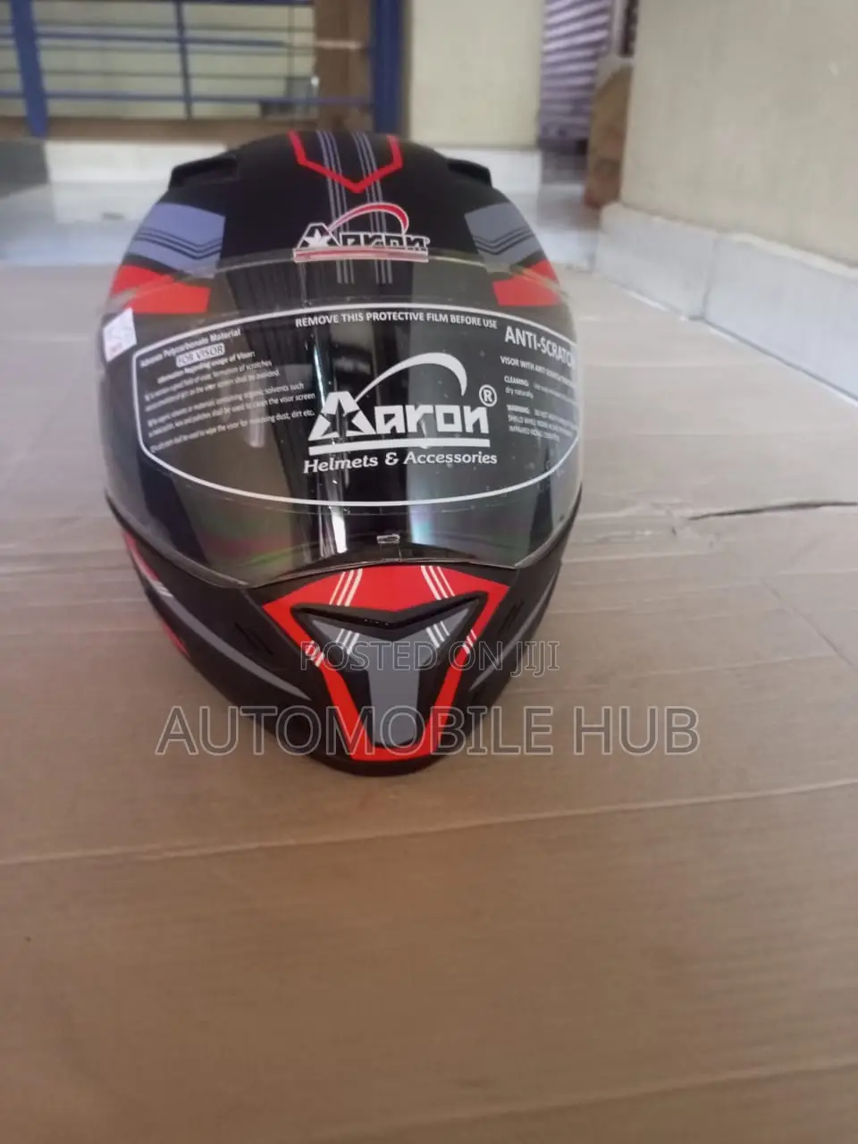 Aaron Antiscratch Flip Up Helmet for Motorbike