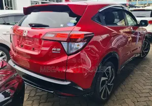 Honda Vezel 1.5 Hybrid 2WD 2018 Red