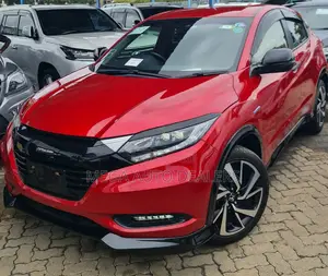 Honda Vezel 1.5 Hybrid 2WD 2018 Red