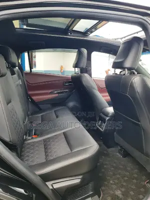 Toyota Harrier 2018 Black