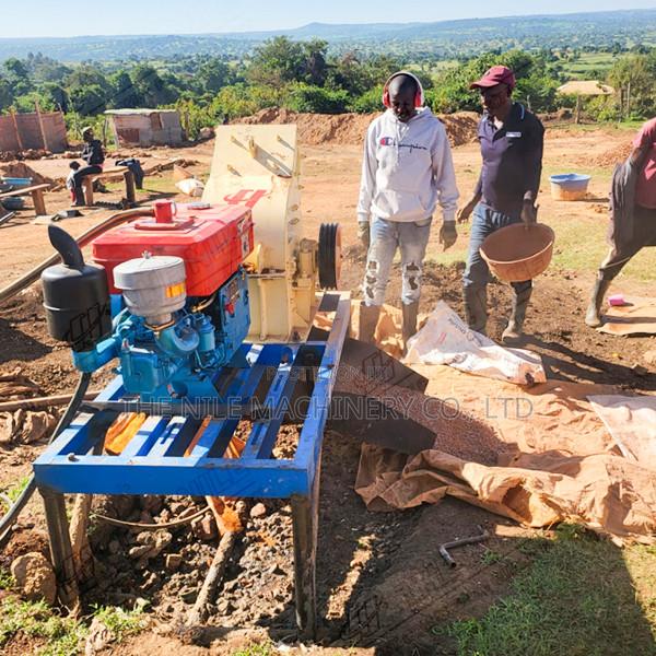 Diesel Engine Limestone Coal Hammer Crusher Salt Rock Stone - main view