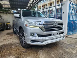 Toyota Land Cruiser 4.5 V8 TD 2017 Silver