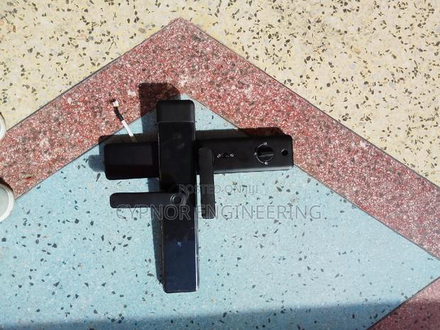 Evolution Wooden Door Access Biometric Smart Lock for Office - main view