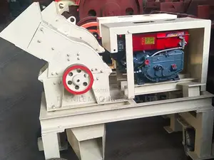 Customized Hammer Crusher With Diesel Engine or 11 Kw Motor