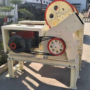 Customized Hammer Crusher With Diesel Engine or 11 Kw Motor - thumbnail 2