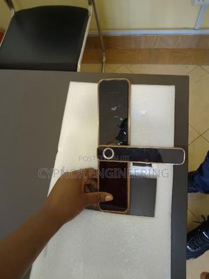 Smart Connectivity Biometric Passcode Locks for Wooden Doors - thumbnail 2