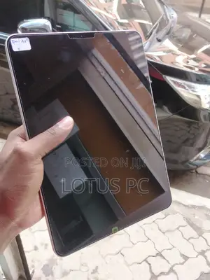 Apple iPad Air (2020) 64 GB Silver