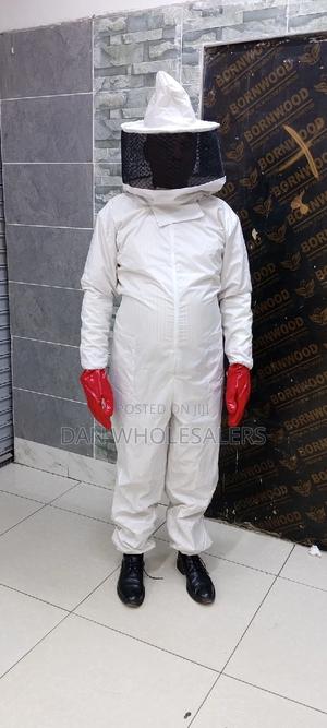 Bee Suit With Glooves - thumbnail 2