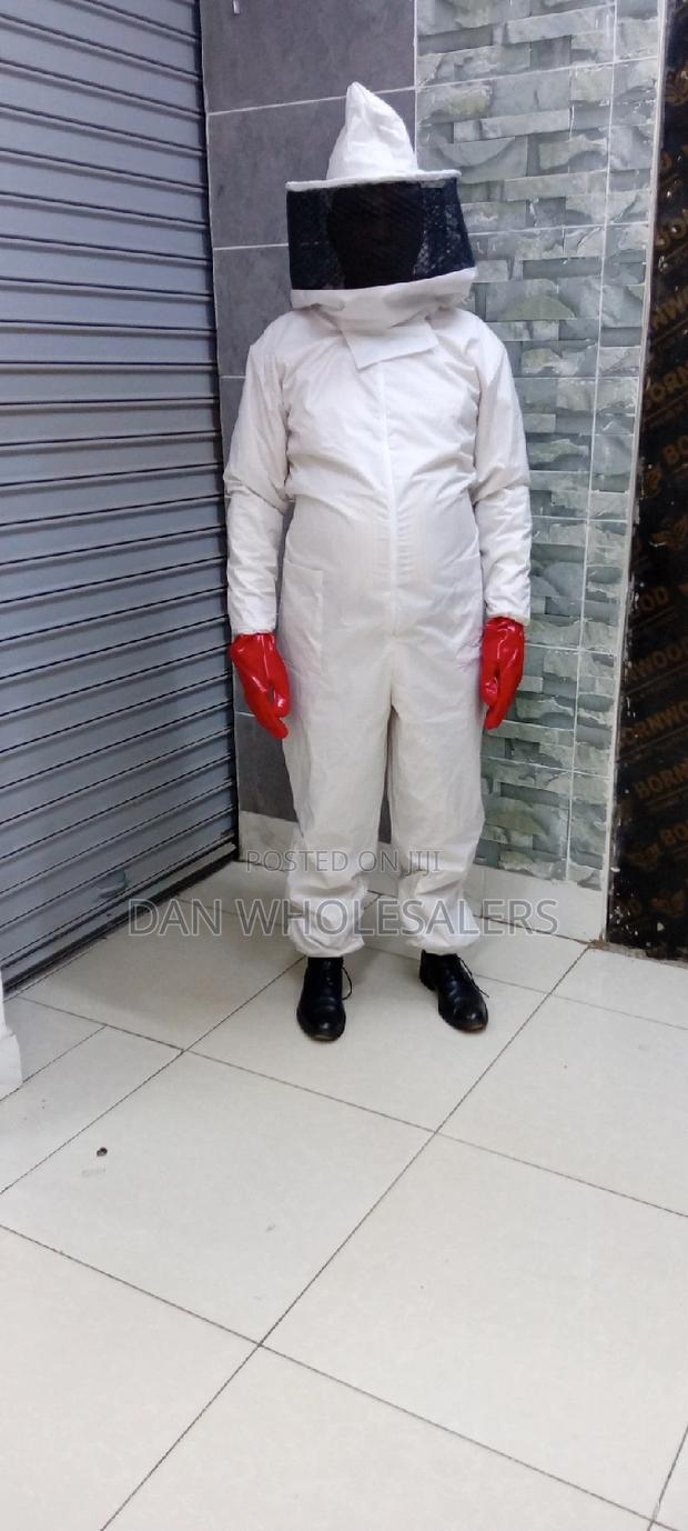 Bee Suit Bee Suit With Glooves and Viel - thumbnail 2