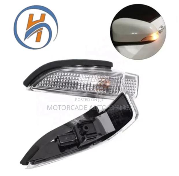 Toyota Fielder,Axio,Vitz,Premio,Auris Side Mirror Indicator Signal