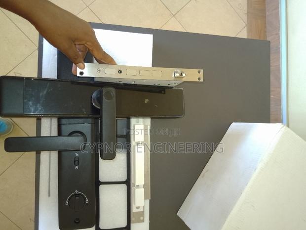 Hotel Security Solutions Smart Biometric Wifi Door Locks - main view