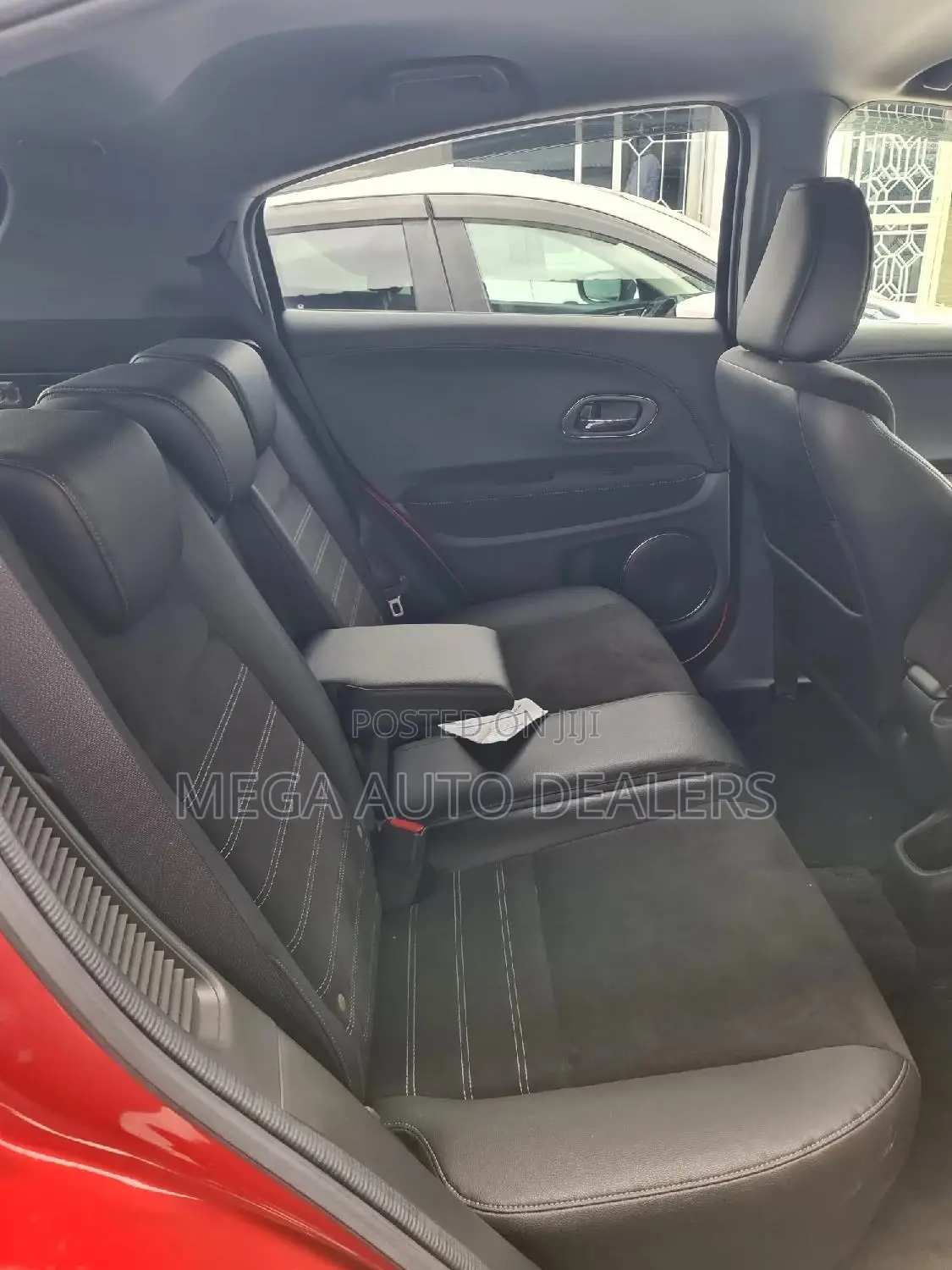 Honda Vezel 1.5 Hybrid 2WD 2018 Red