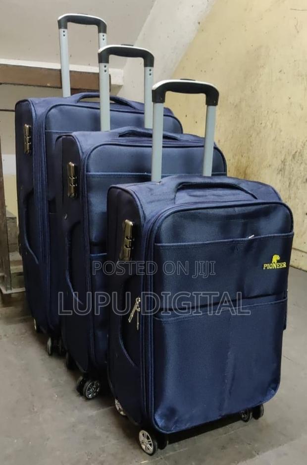 4 Wheels 3 Piece Pioneer Suitcase - thumbnail 4