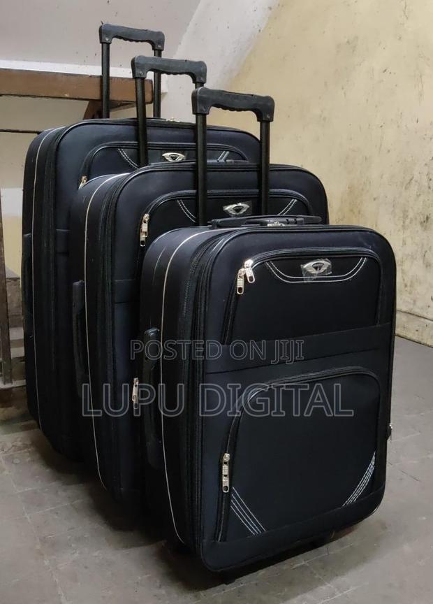 2 Wheels 3 Piece Suitcase - thumbnail 2