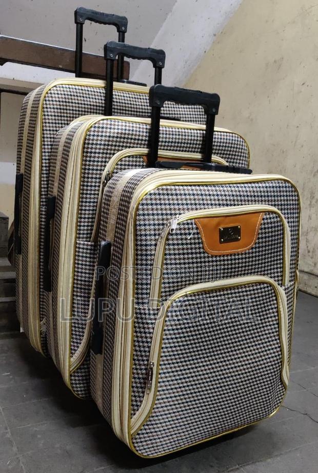 Travel Suitcase - thumbnail 10