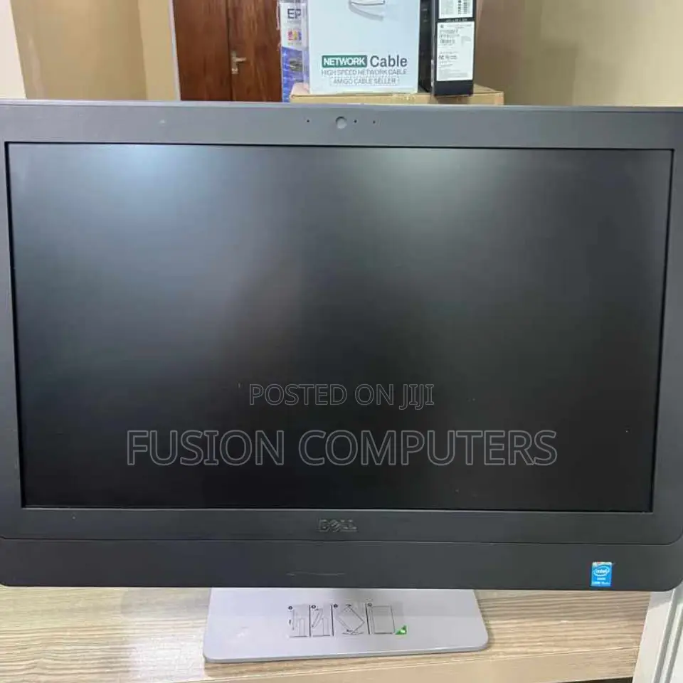 Desktop Computer Dell 4GB Intel Core I5 SSD 512GB