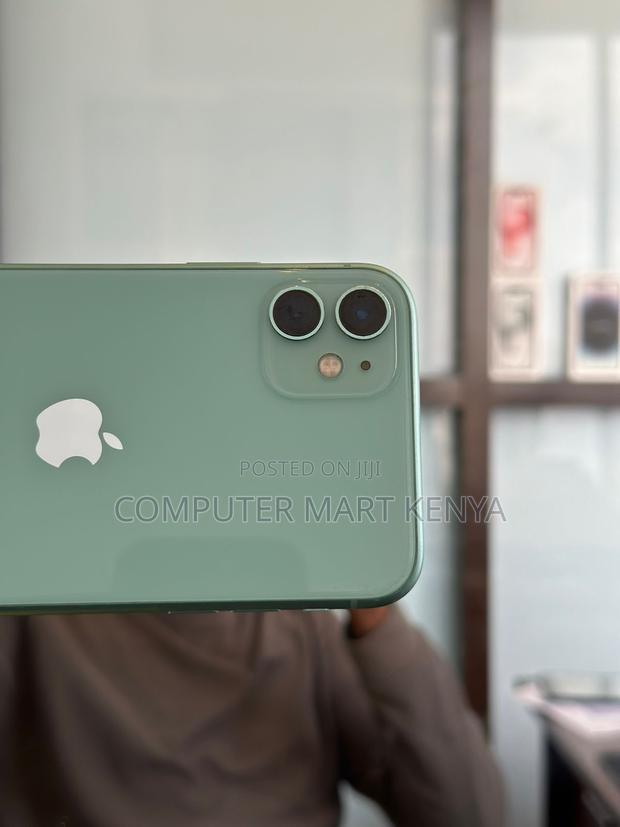 Apple iPhone 11 128 GB Green - thumbnail 3