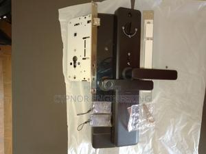 Secure Rental Experience Smart Biometrics Wifi Doors Locks - thumbnail 2