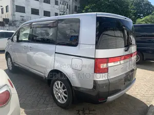 Mitsubishi Delica 2016 Silver