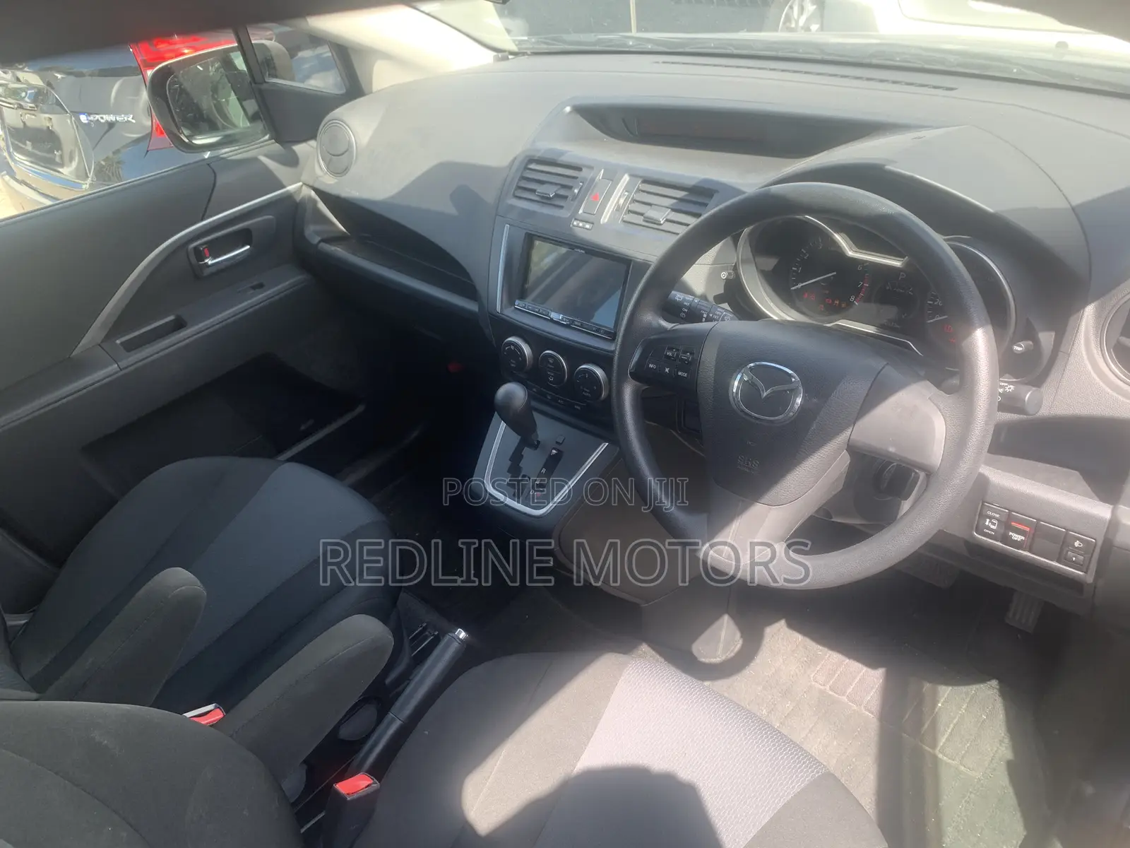 Mazda Premacy 2017 Silver